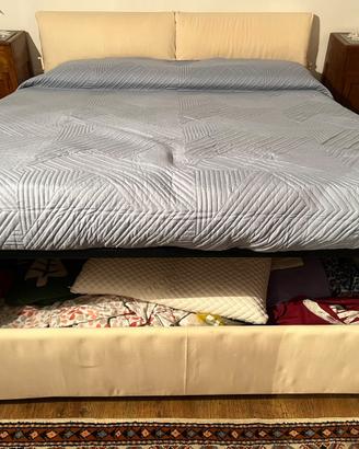 Letto matrimoniale
