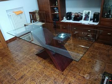 Tavolo da soggiorno con 4 sedie