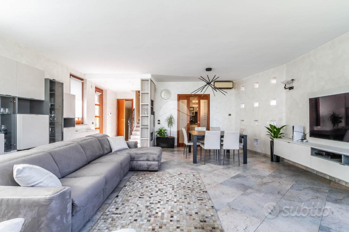 VILLA SINGOLA A MARCALLO CON CASONE - Vista 6
