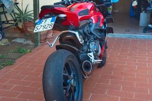 Ducati Streetfighter V2 - 2023