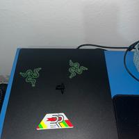 Ps4 slim + controller