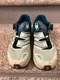 Scarpa Donna corsa in montagna e camminate