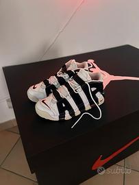 Nike more uptempo scittie pippen