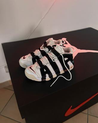 Nike more uptempo scittie pippen
