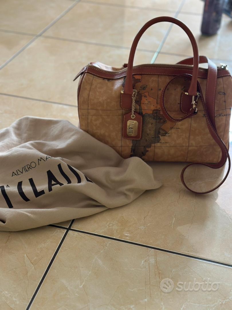 Bauletto Alviero Martini Abbigliamento e Accessori In vendita a Salerno