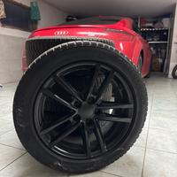 Cerchi da 17” con gomme – Gruppo VAG