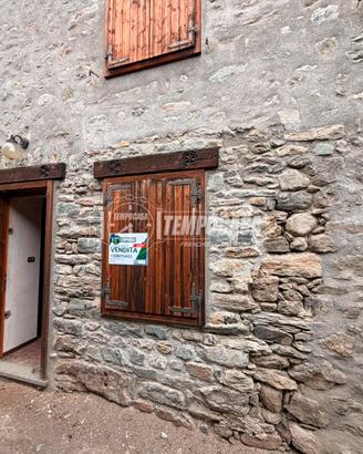 QUADRILOCALE CON GIARDINO E TAVERNA !