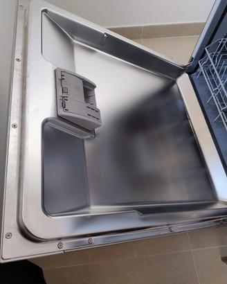 Bosch Serie 4 SMS46KI01E Lavastoviglie Libera Inst