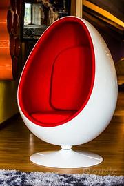 poltrona design EGG CHAIR ( EERO AARNIO )