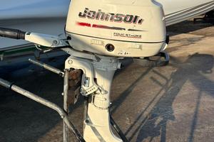 Motore johnson 2003 J5R4 - 5 ore