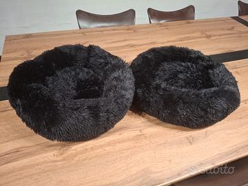2 cuccette per cani gatti 