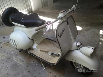 Piaggio Vespa 125 (VN) - 1955