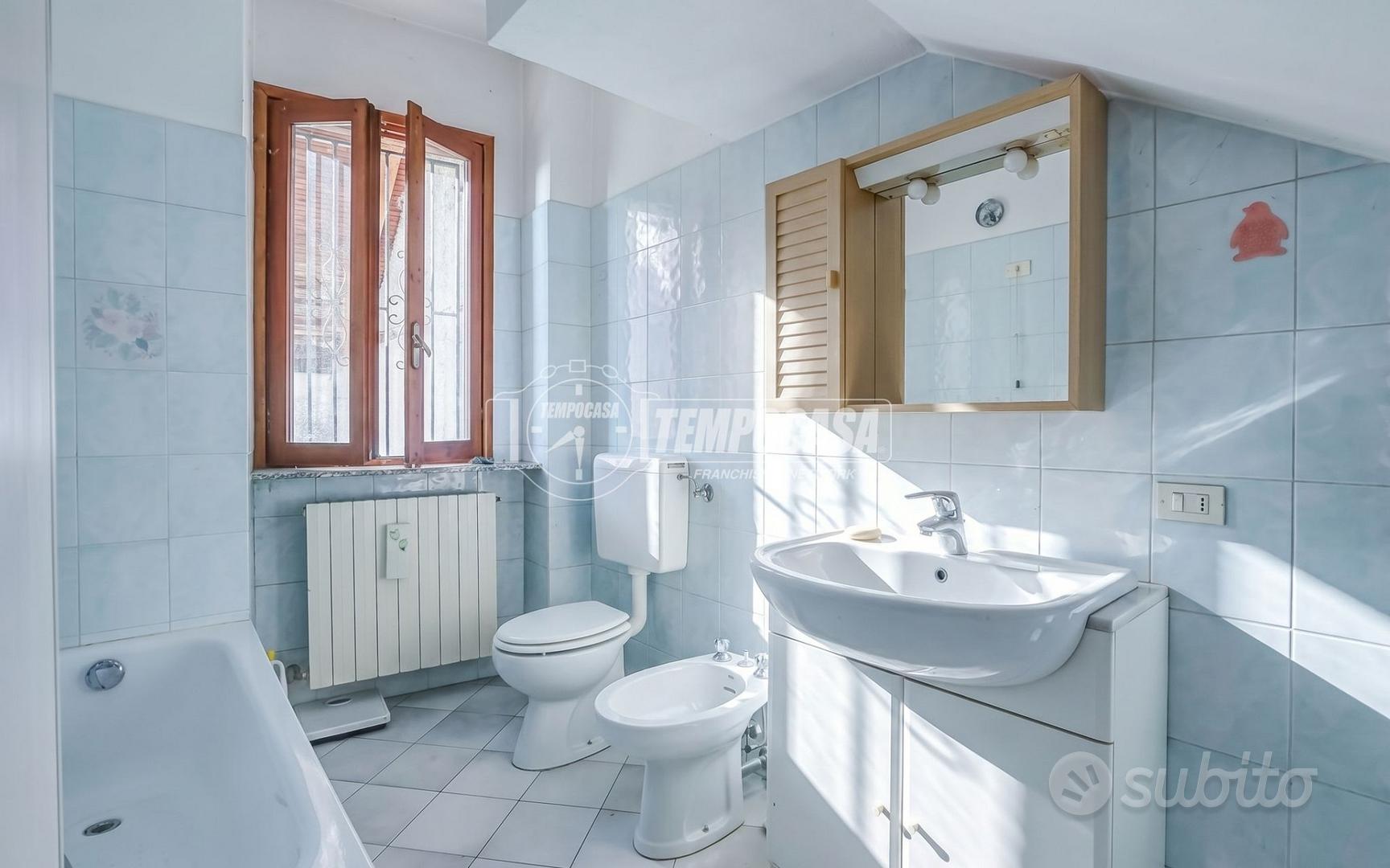 Apartment in Cairate, Peveranza - Altro
