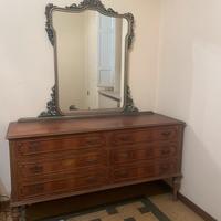 Cassettone con specchio