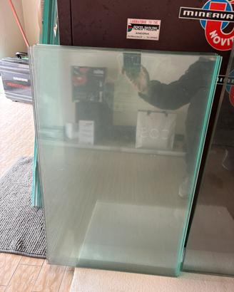 Mensole in vetro trasparente di misure diverse