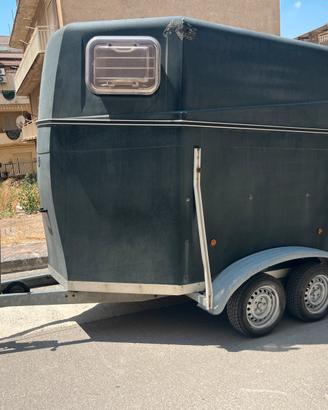 Trailer bromer