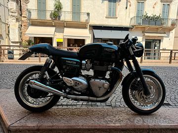 Thriumph Thruxton - Verde Bottiglia - 2016