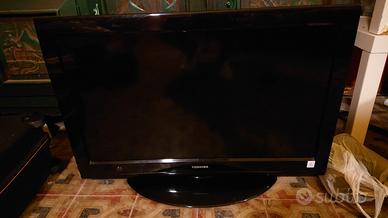 televisore LCD 32 pollici Toshiba