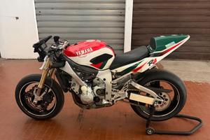 Yamaha r6 pista