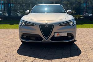 Alfa Romeo Stelvio 2.2 Turbodiesel 160 CV AT8 RWD 