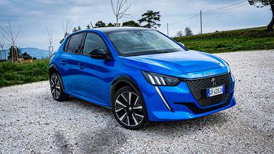 Peugeot 208 GT- 1.2 PureTech 100cv (2021)