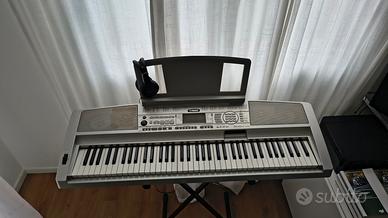 Tastiera YAMAHA DGX300