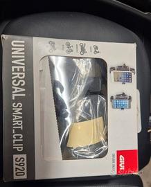 Givi smart clip L