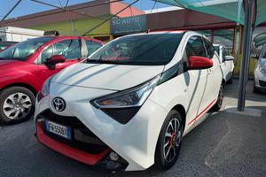 TOYOTA Aygo 1.0 VVT-i 72 CV 5 porte x-wave orang