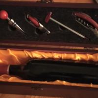 cassetta vino con accessori