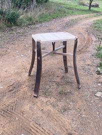 Arredamento per taverna o locale