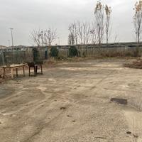 Valuto interessati a Garage+ Terreno edificabile