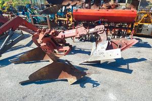Aratro singolo Ghilardi mono-bivomere
