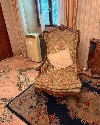 Coppia poltrone alte in legno e velluto Bergere