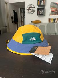 Cappello The North Face Run Bucket nuovo