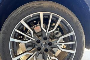 SUBENTRO NOLEGGIO MASERATI GRECALE 2026
