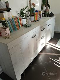 Madia credenza