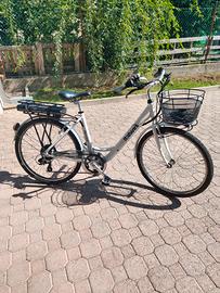 Bici elettrica Italwin Nuvola Smart 