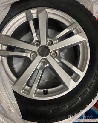 4 Cerchi 17 AudiQ3  2020 originali+Gomme 4stagioni