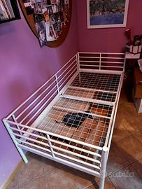 Letto in ferro Ikea