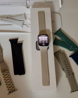 Apple Watch 8 GPS+Cellular