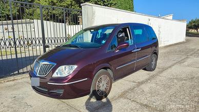 Lancia phedra