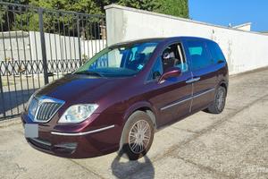 Lancia phedra