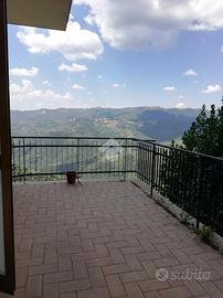 3 LOCALI A BELLEGRA