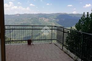3 LOCALI A BELLEGRA