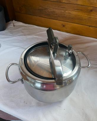 Pentola a Pressione Aeternum in Acciaio Inox 18/10