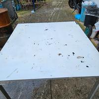 tavolo da lavoro in legno