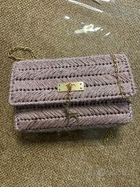 Pochette rosa fatta a mano