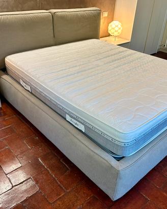 Letto contenitore con materasso