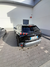 Peugeot 2008 allure pack nero