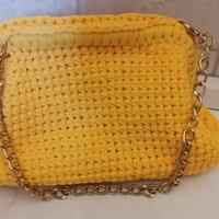 Borsa fatta a mano all'uncinetto3